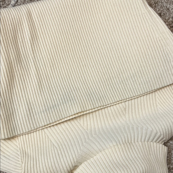 Phillip Lim Ribbed Turtleneck - Picture 9 of 9